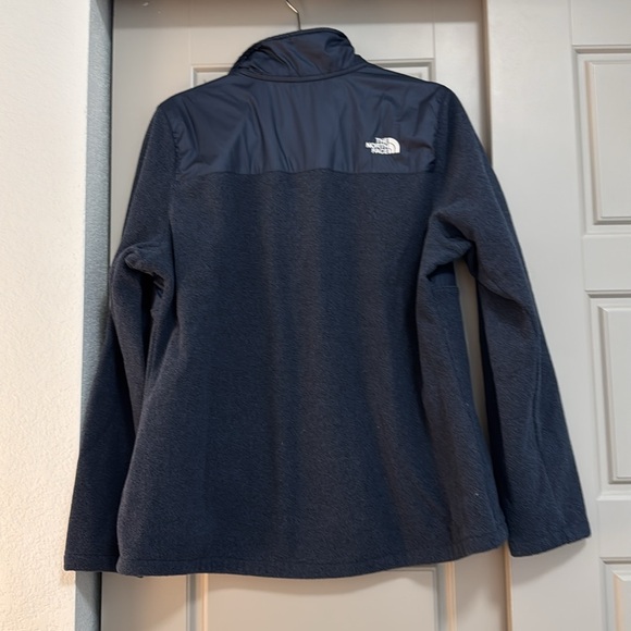 The North Face Fleece - Picture 2 of 2